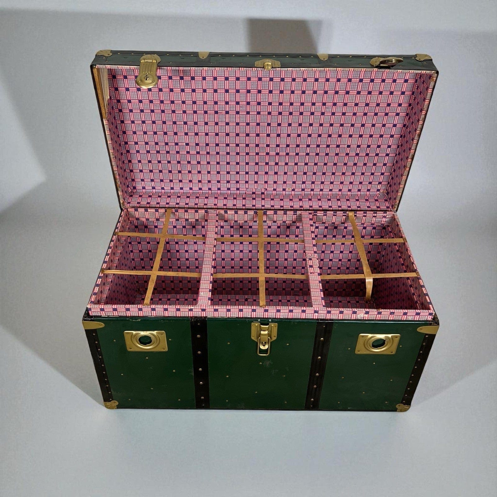 Baule antico in legno da viaggio Forziere Cassapanca 900 vintage Cassa verde '50 Categoria  Casse & Bauli