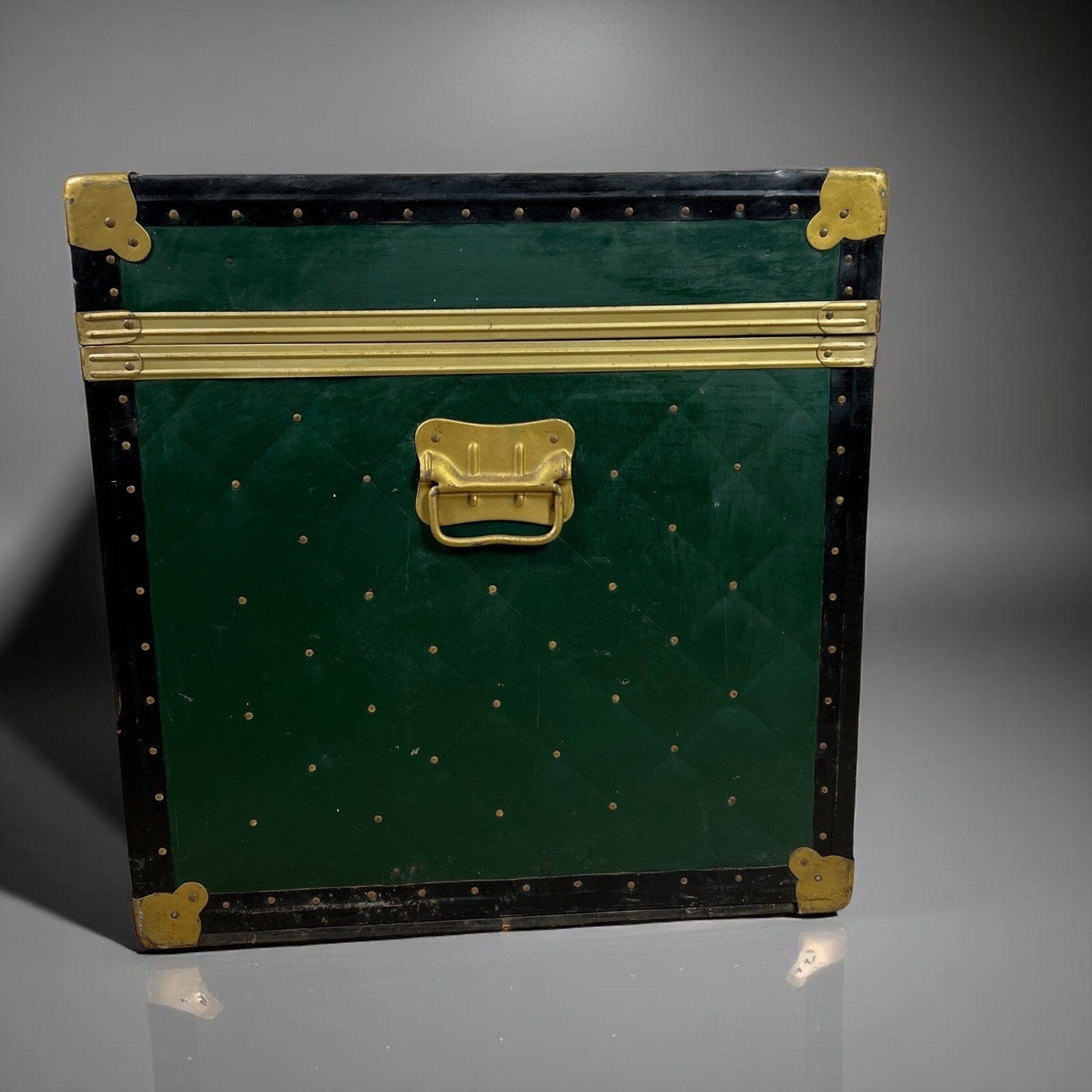Baule antico in legno da viaggio Forziere Cassapanca Cassa corredo 900 verde Categoria  Casse & Bauli