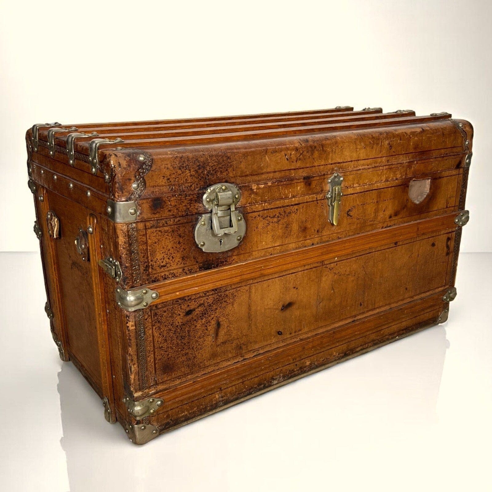 Baule antico in legno da viaggio in pelle con cassetti Cassa d'epoca  800 Arredo Categoria  Casse & Bauli