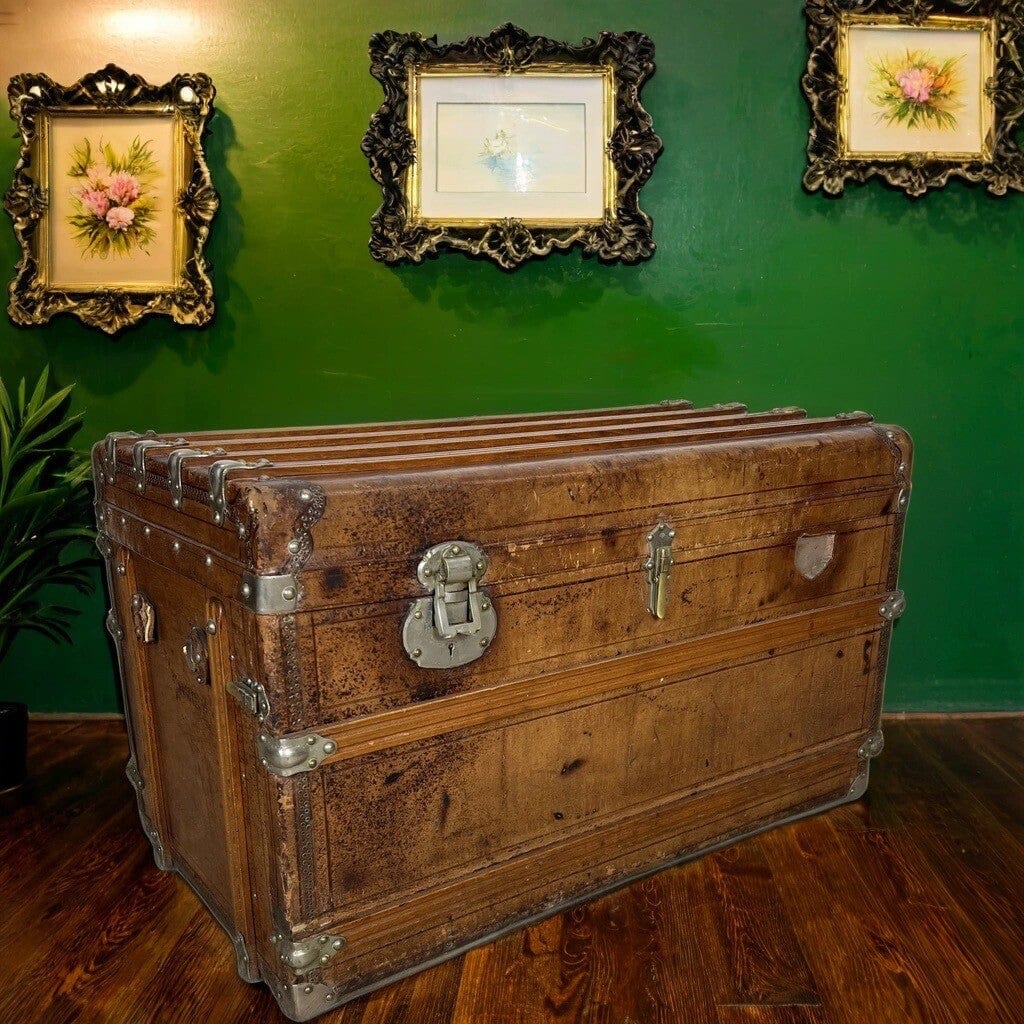 Baule antico in legno da viaggio in pelle con cassetti Cassa d'epoca  800 Arredo Categoria  Casse & Bauli