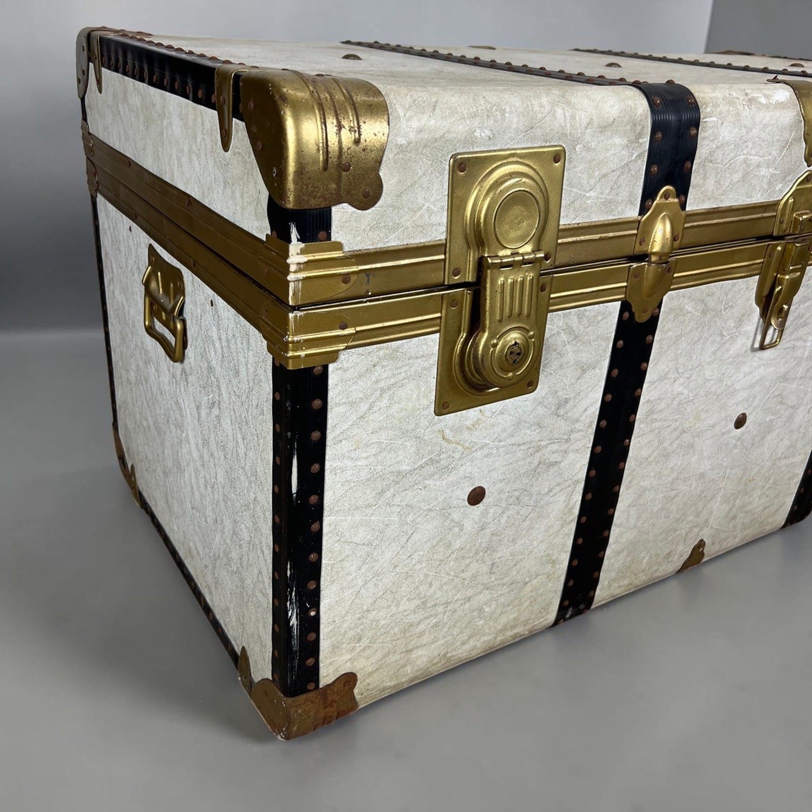 Baule antico in legno da viaggio Simil pelle Bianca Cassapanca 900 vintage Cassa Categoria  Casse & Bauli