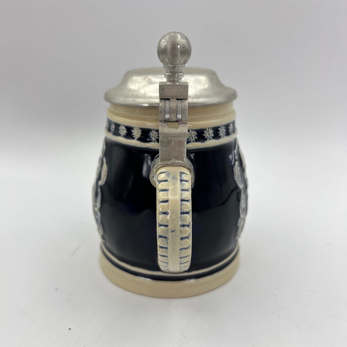 Boccale da birra in ceramica Austria vintage con coperchio in peltro bicchiere Categoria  Boccali