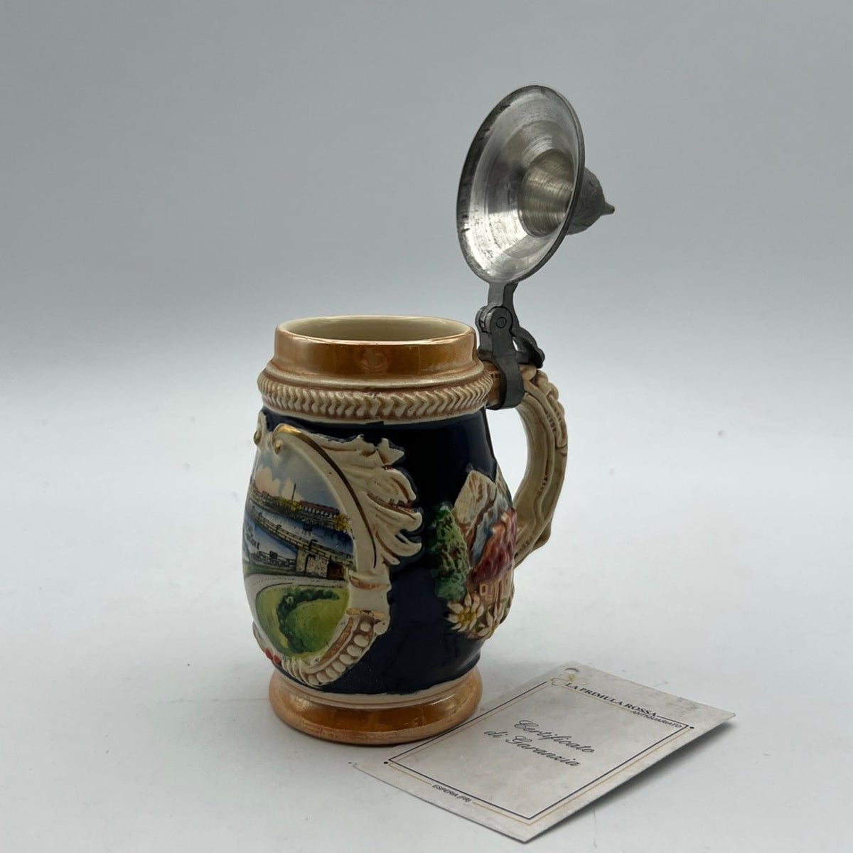 Boccale da birra in ceramica con coperchio tedesco vintage citta Strasburgo Kel Categoria  Boccali