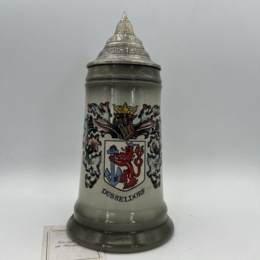 Boccale da birra in ceramica tedesco vintage con coperchio in peltro Dusseldorf Categoria  Boccali