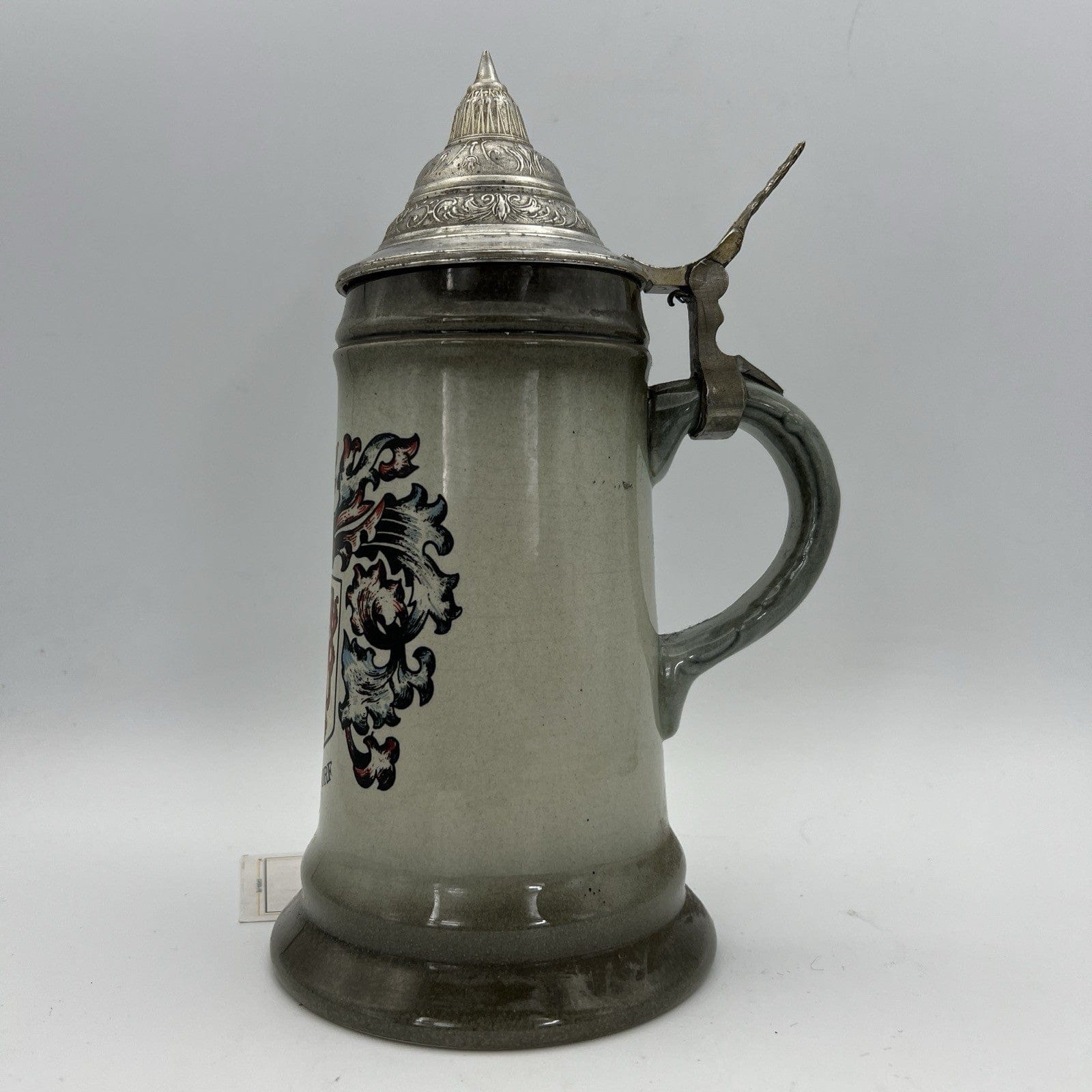 Boccale da birra in ceramica tedesco vintage con coperchio in peltro Dusseldorf Categoria  Boccali