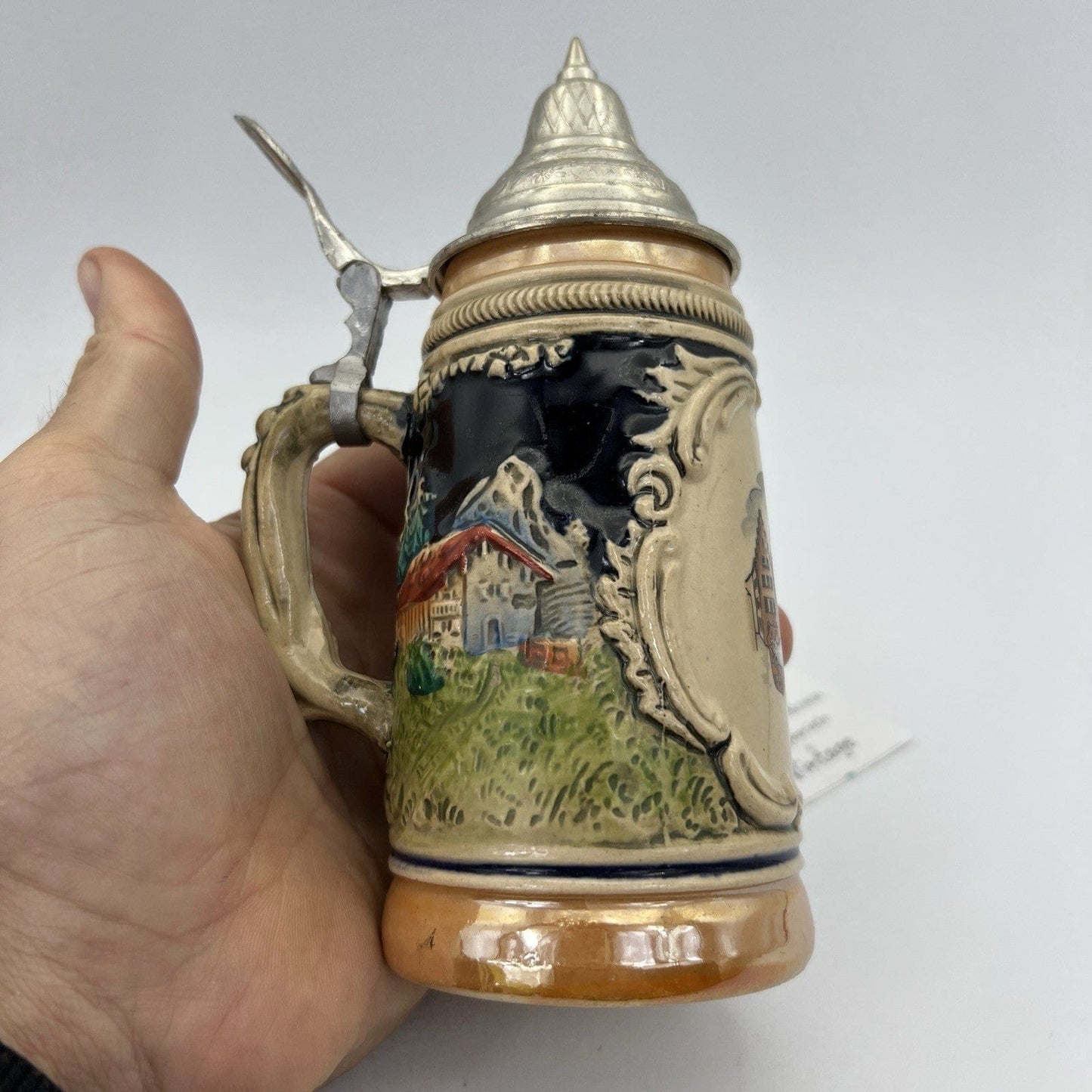 Boccale da birra in ceramica tedesco vintage con coperchio peltro Francoforte Categoria  Boccali