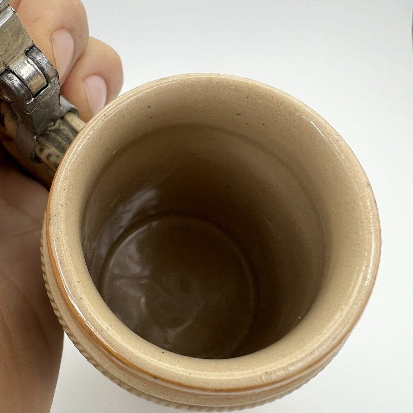 Boccale da birra in ceramica tedesco vintage con coperchio peltro Francoforte Categoria  Boccali