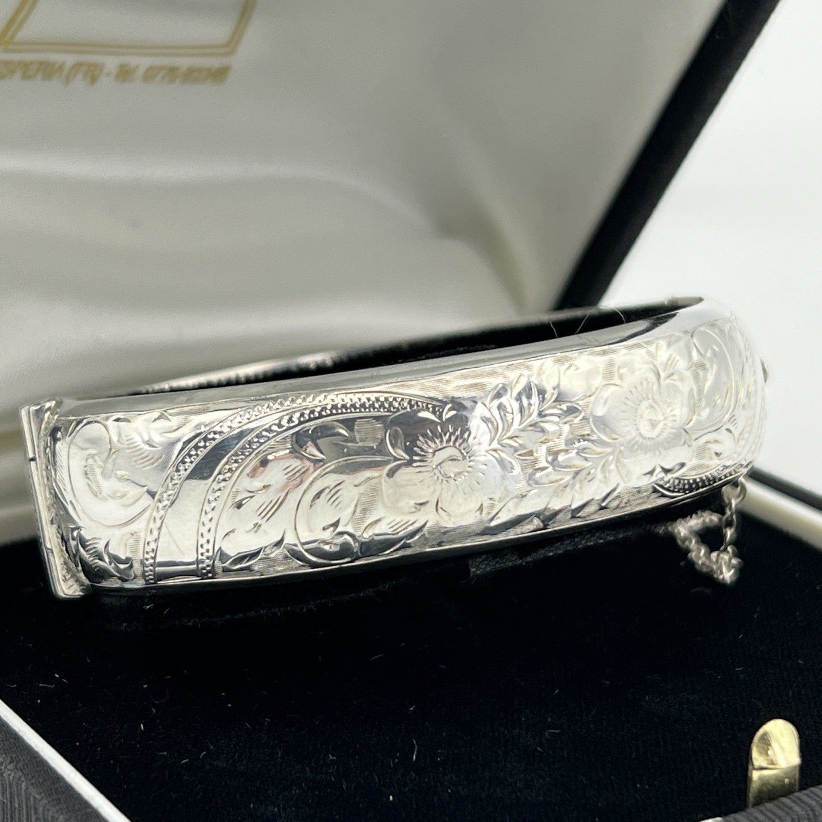 Bracciale da donna in Argento 925 braccialetto ridigo a fascia polsiera anni 60 Categoria  Bigiotteria & Accessori