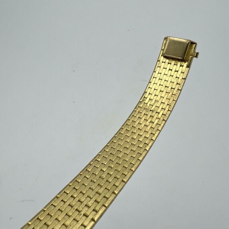 Anelli Anello da Donna in Oro 18 Carati Forma: Tondo Misura anello: N° 13 Modello: Trilogy 2g Anelli Anello da Donna in Oro 18 Carati Forma: Tondo Misura anello: N° 13 Modello: Trilogy 2g