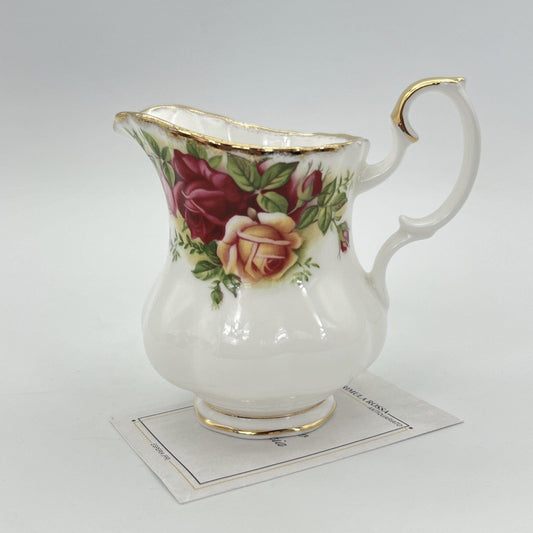 Bricco Latte in porcellana Royal Albert Old Country Roses Lattiera per servizio Categoria  Servizio tazze - Tazze
