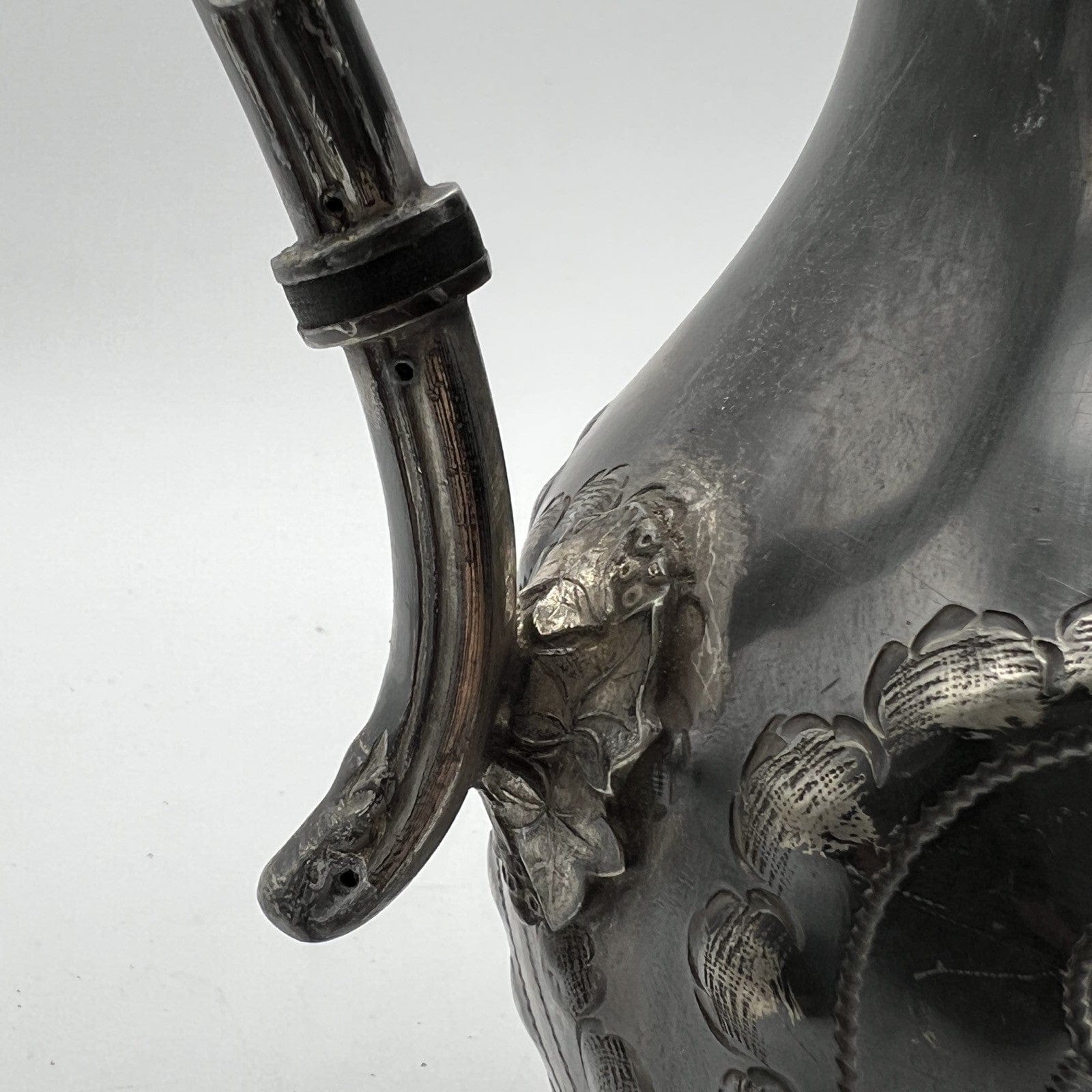 Brocca caraffa antica in argento sheffield silver plated Versatoio d'epoca 800 Categoria  Brocche