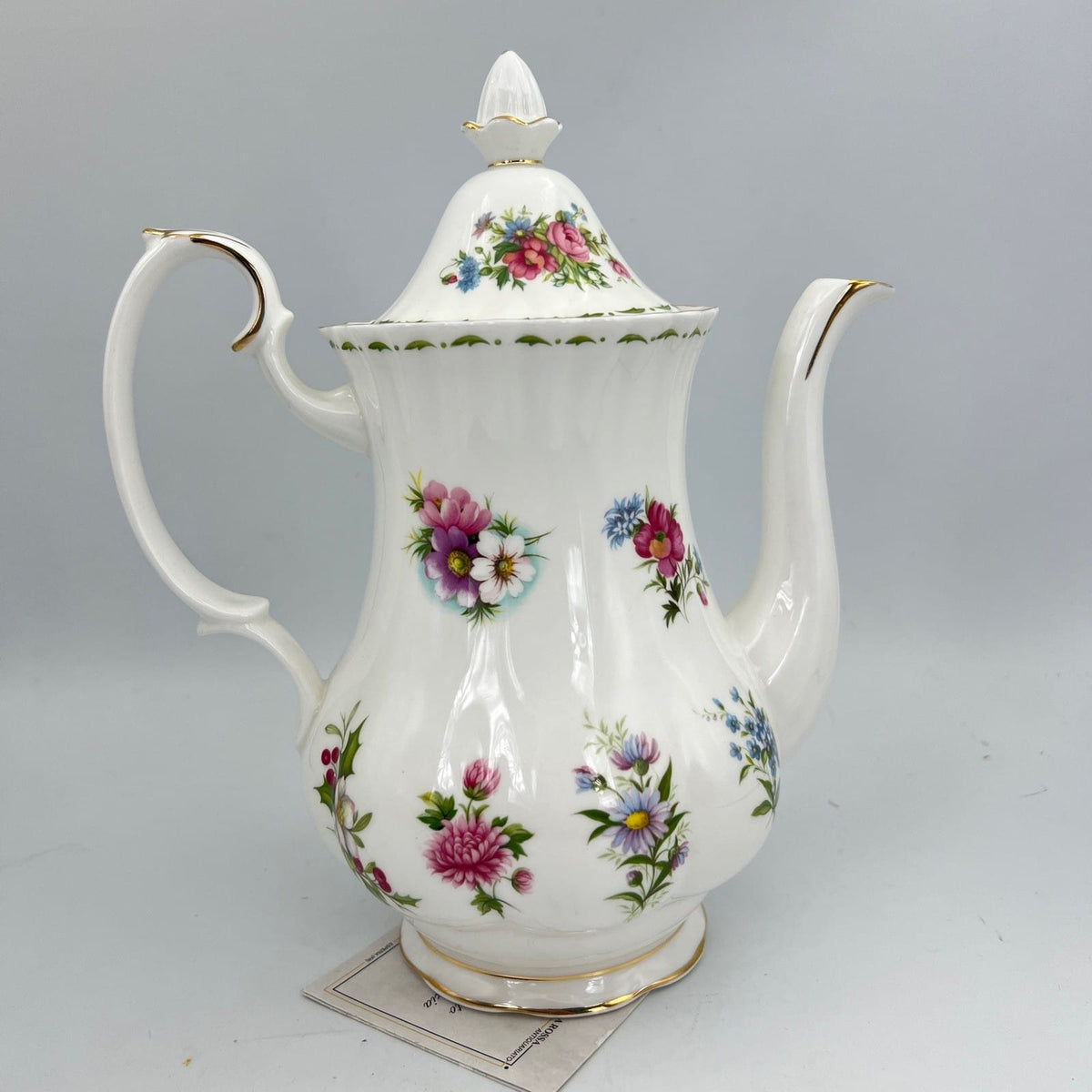 Caffettiera in porcellana Royal Albert con mesi Flower of the month teiera 1984 Categoria  Servizio tazze - Tazze