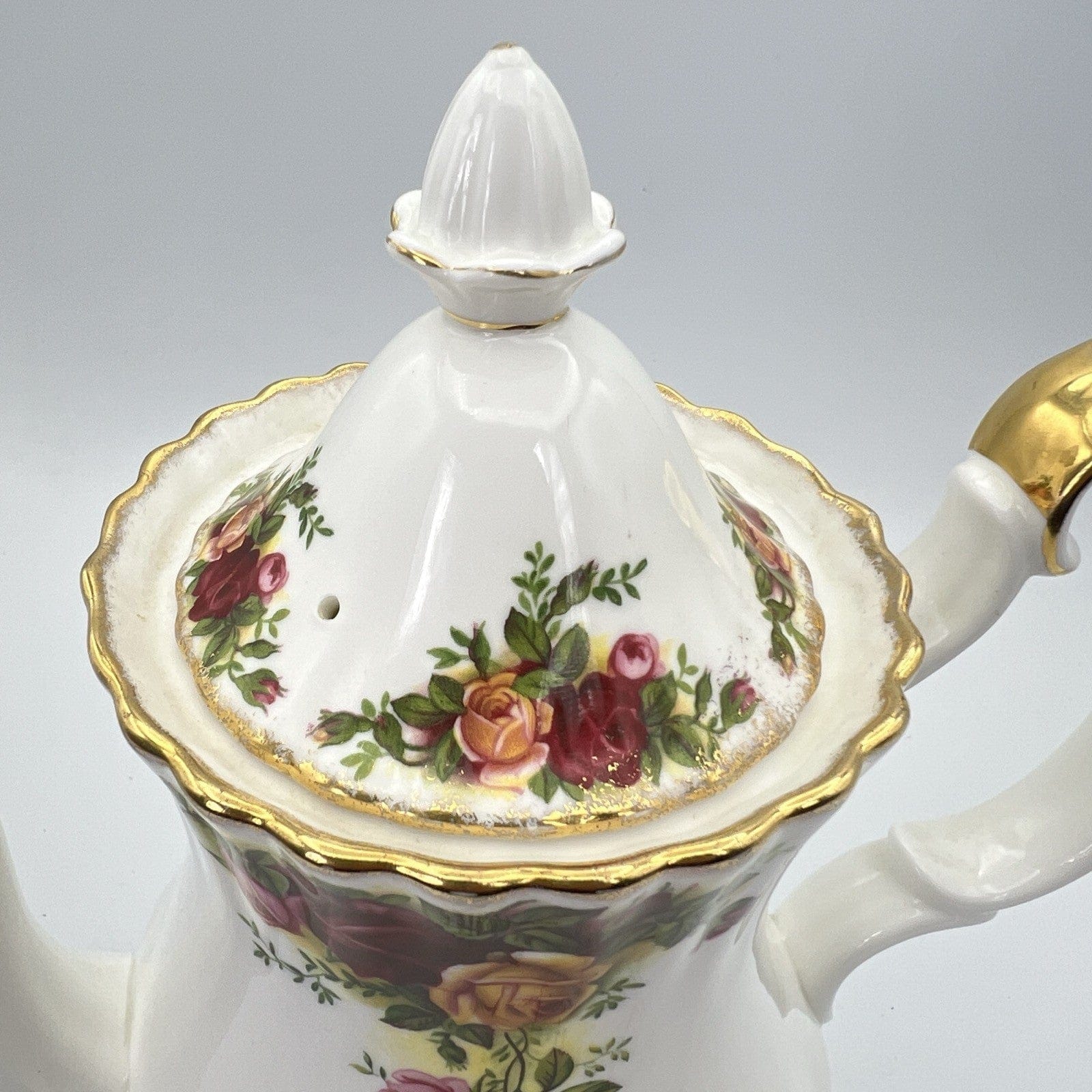 Caffettiera in porcellana Royal Albert Old Country Roses teiera anni '60 Rose Categoria  Servizio tazze - Tazze