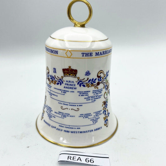 Campanella in porcellana Aynsley Casa Reale Inglese Souvenir campana Vintage 80 Categoria  Campane - Campanelle