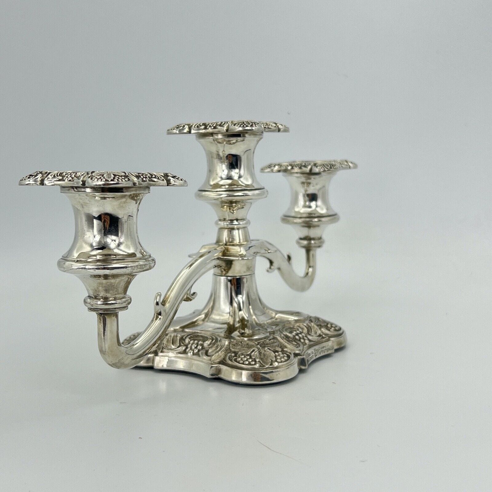 Candelabro antico in argento silver plated candeliere portacandela Sheffield Categoria  Sheffield & Argento