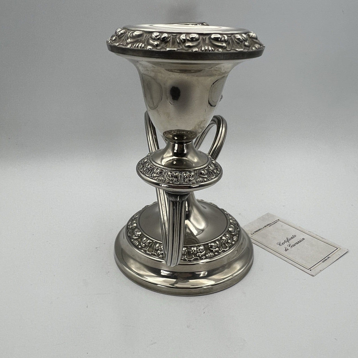 Candelabro antico in argento silver plated candeliere portacandele rocaille Categoria  Sheffield & Argento
