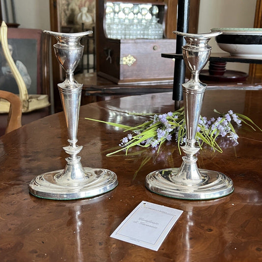 Candelabro antico in argento Silver Plated Coppia candelieri portacandela Categoria  Sheffield & Argento