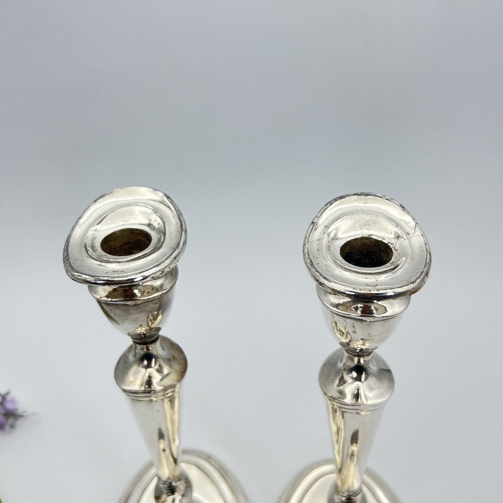 Candelabro antico in argento Silver Plated Coppia candelieri portacandela Categoria  Sheffield & Argento