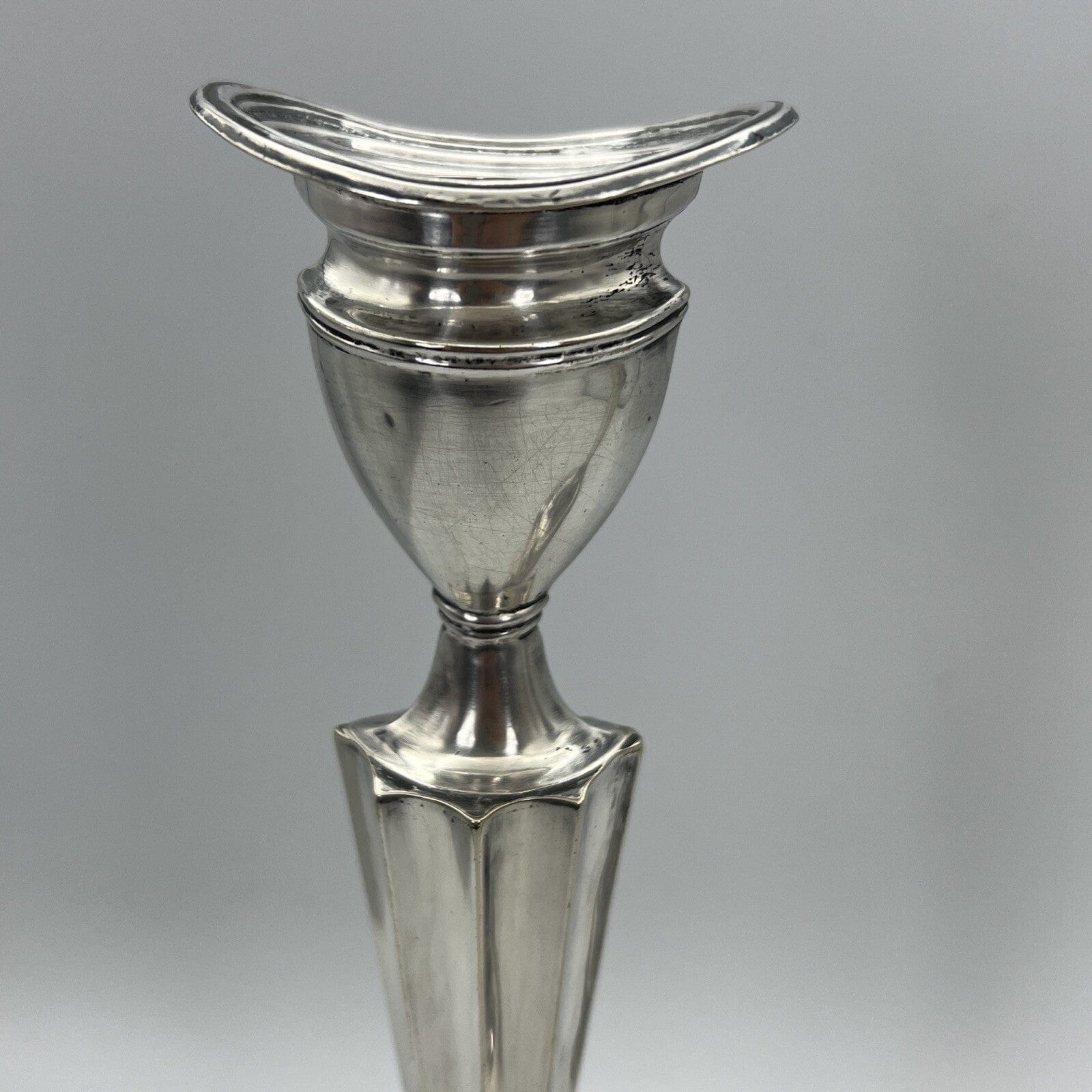 Candelabro antico in argento Silver Plated Coppia candelieri portacandela Categoria  Sheffield & Argento