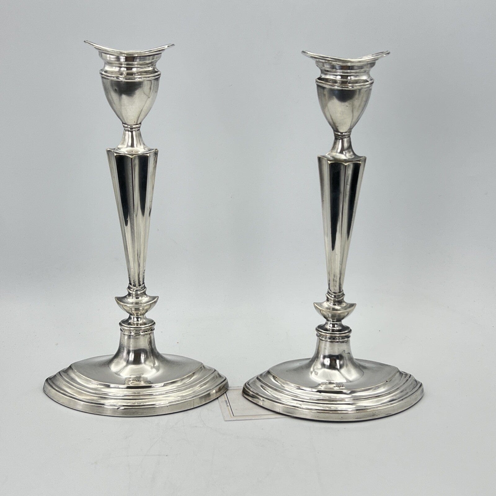 Candelabro antico in argento Silver Plated Coppia candelieri portacandela Categoria  Sheffield & Argento
