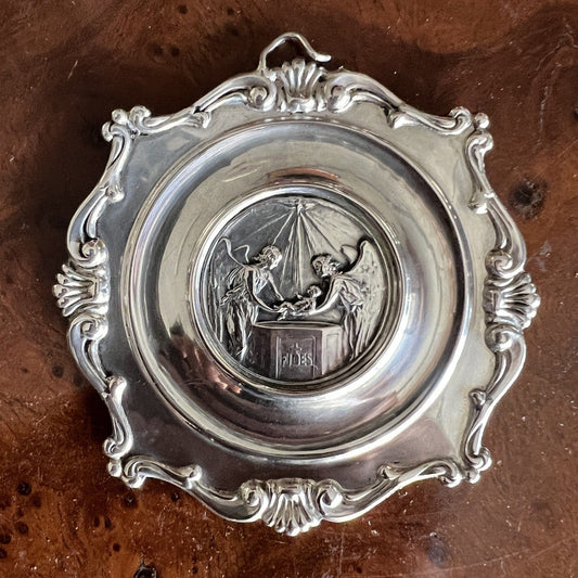 Capoculla in Argento massiccio 800 Antico Medaglione con Battesimo anni Anni 50 Categoria  Oggetti sacri - rosari