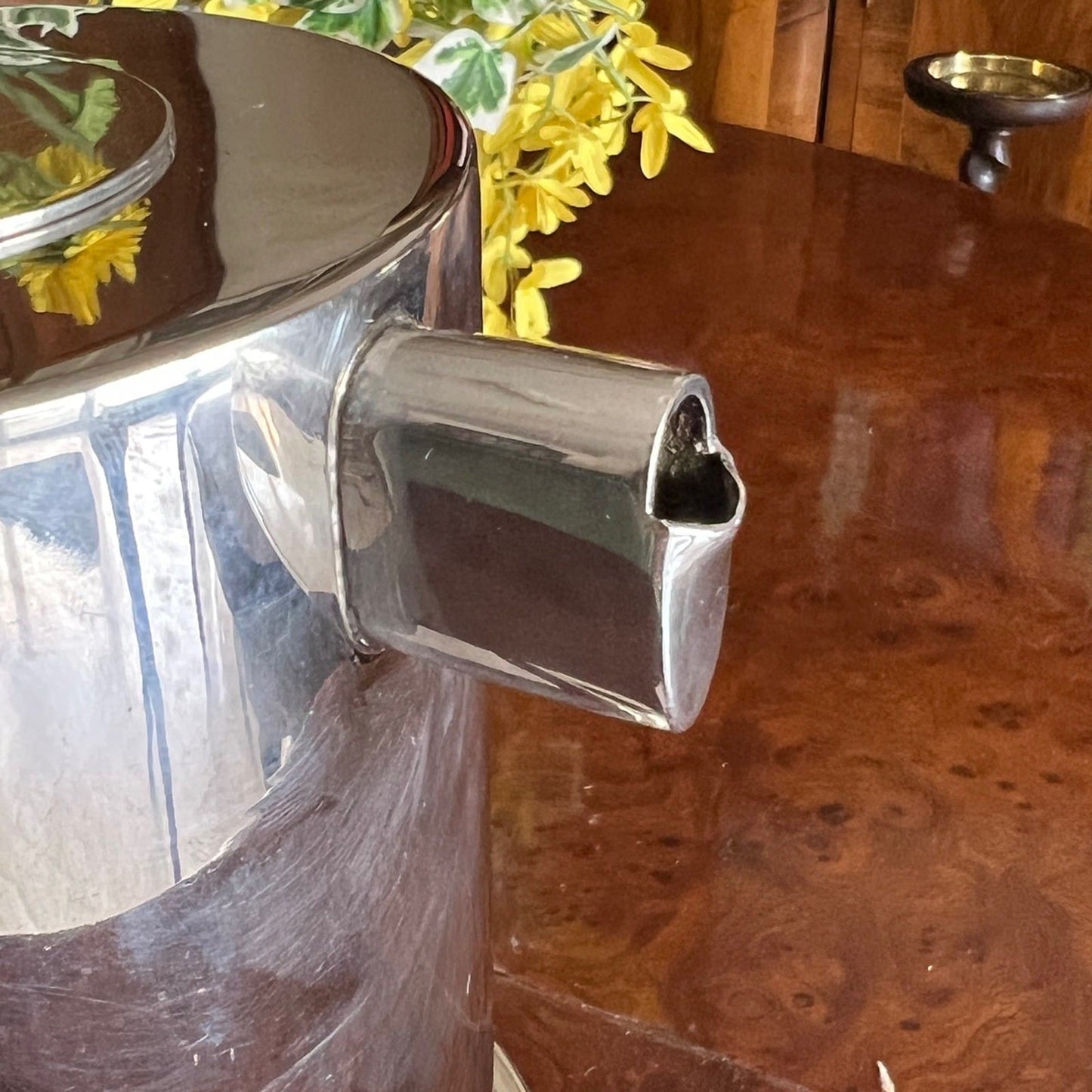 Caraffa termica in argento silver plated Brocca  anni 70 thermos Calegaro Categoria  Altro