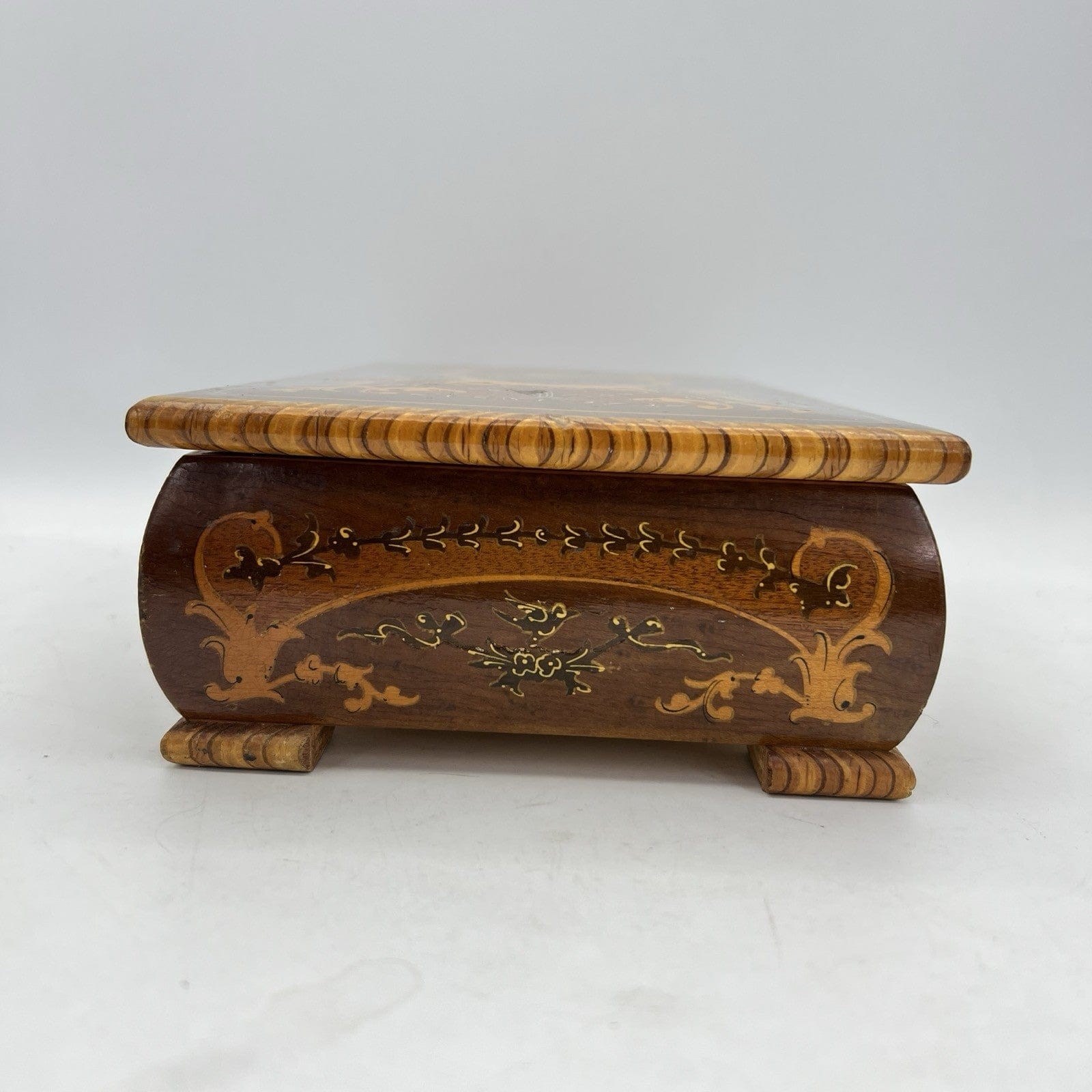 Carillon con Ballerina antica in legno portagioie cofanetto Melodia  Romantica Categoria  Carillon