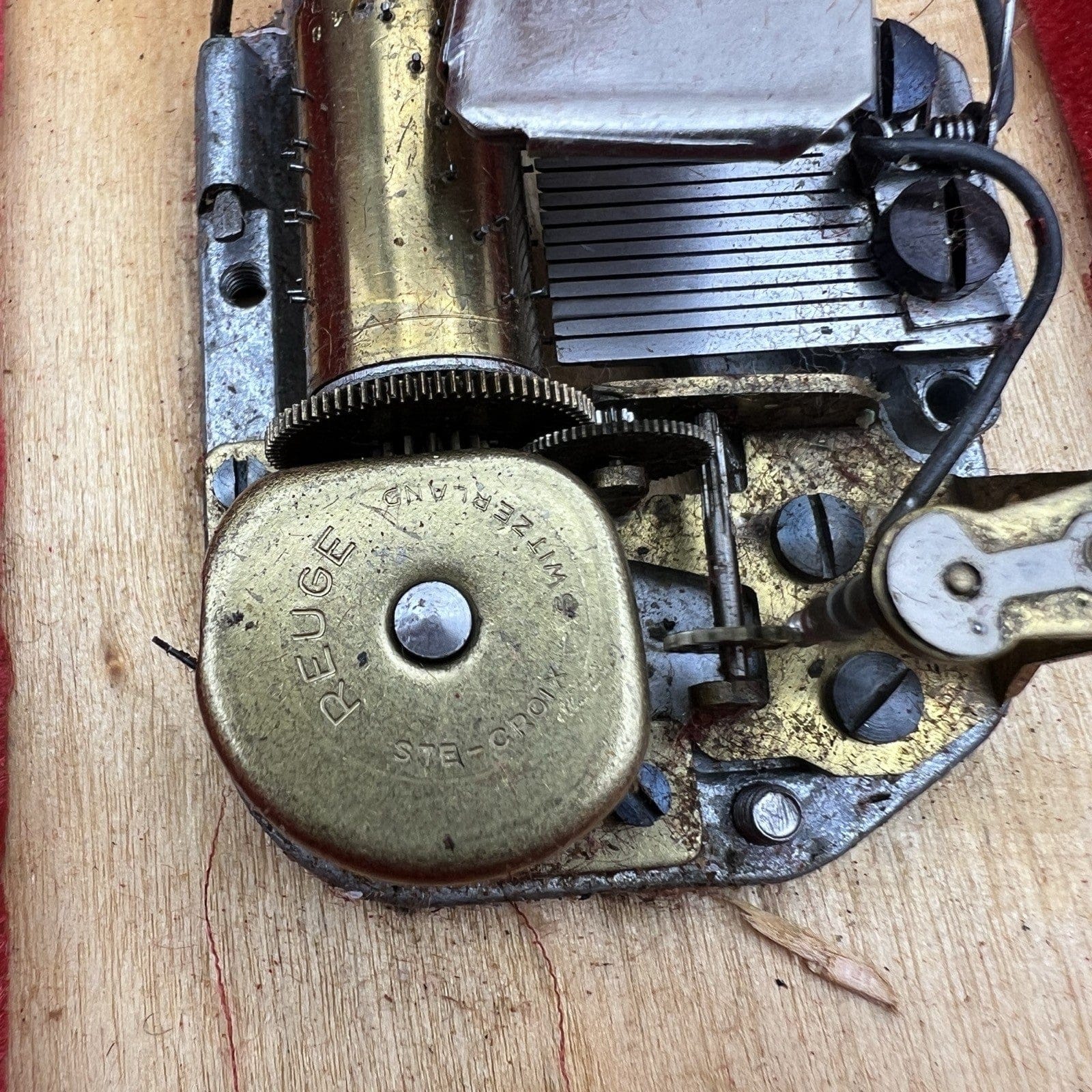 Carillon con Ballerina antica in legno portagioie cofanetto Melodia  Romantica Categoria  Carillon