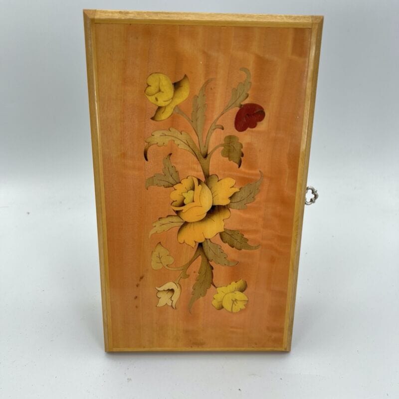 Carillon vintage antico in legno scatola portagioie cofanetto anni 50 O Sole Mio Categoria  Carillon