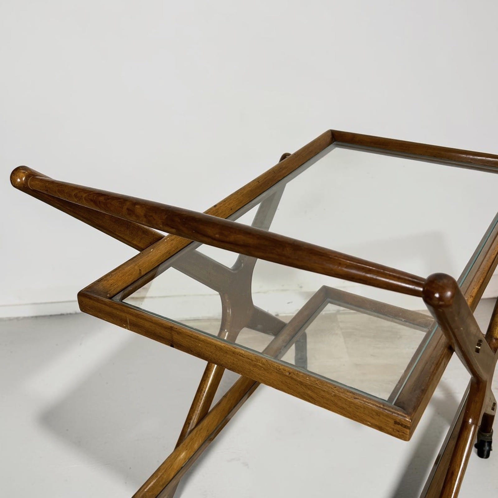Carrello Bar Antico in Legno Portavivande di design anni 50 Tavolino Mid Century Categoria  Carrelli