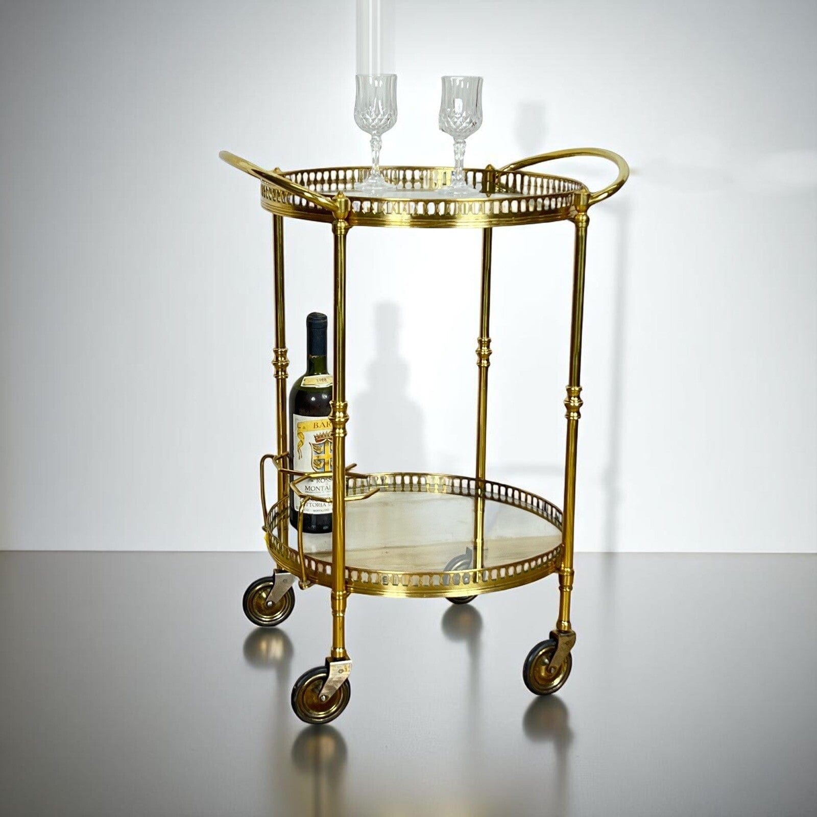 Carrello bar antico in ottone cromato portavivande rotondo vintage anni 40 50 Categoria  Carrelli