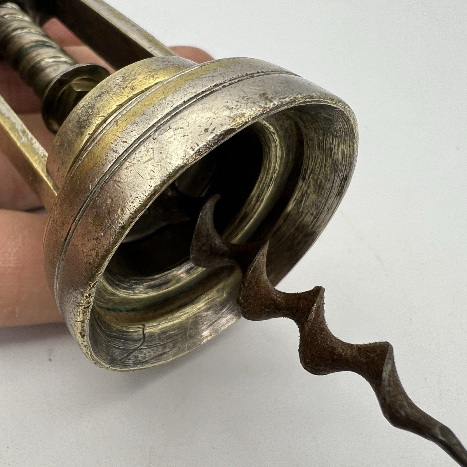 Cavatappi antico 800 in ottone da collezione d'epoca corkscrew tirebouchon retro Categoria  Cavatappi