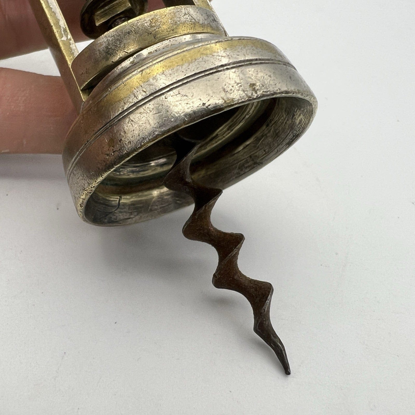 Cavatappi antico 800 in ottone da collezione d'epoca corkscrew tirebouchon retro Categoria  Cavatappi