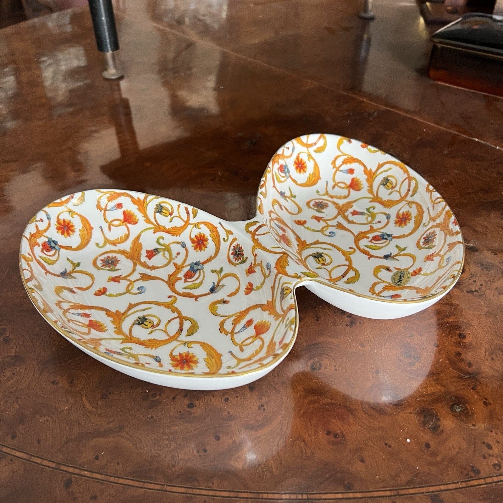 Centrotavaola a forma di Uovo in porcellana stile antico Limoges decori Oro Categoria  Centrotavola e Ciotole