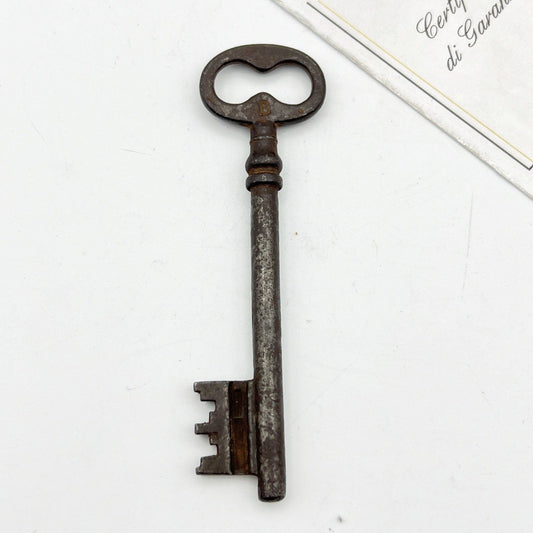 Chiave antica Maschio in ferro per porta serratura vecchia ferramenta C5 Categoria  Accessori & Ferramenta d'epoca