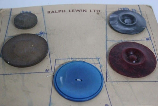 CINQUE BOTTONI D'EPOCA DA COLLEZIONE / BOTTONE GIOIELLO / FIVE VINTAGE BUTTONS Categoria  Bigiotteria & Accessori