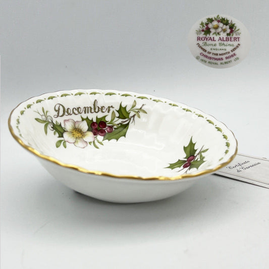 Ciotola ciotolina Coppetta in porcellana Royal Albert con mese DICEMBRE 900 1970 Categoria  Centrotavola e Ciotole