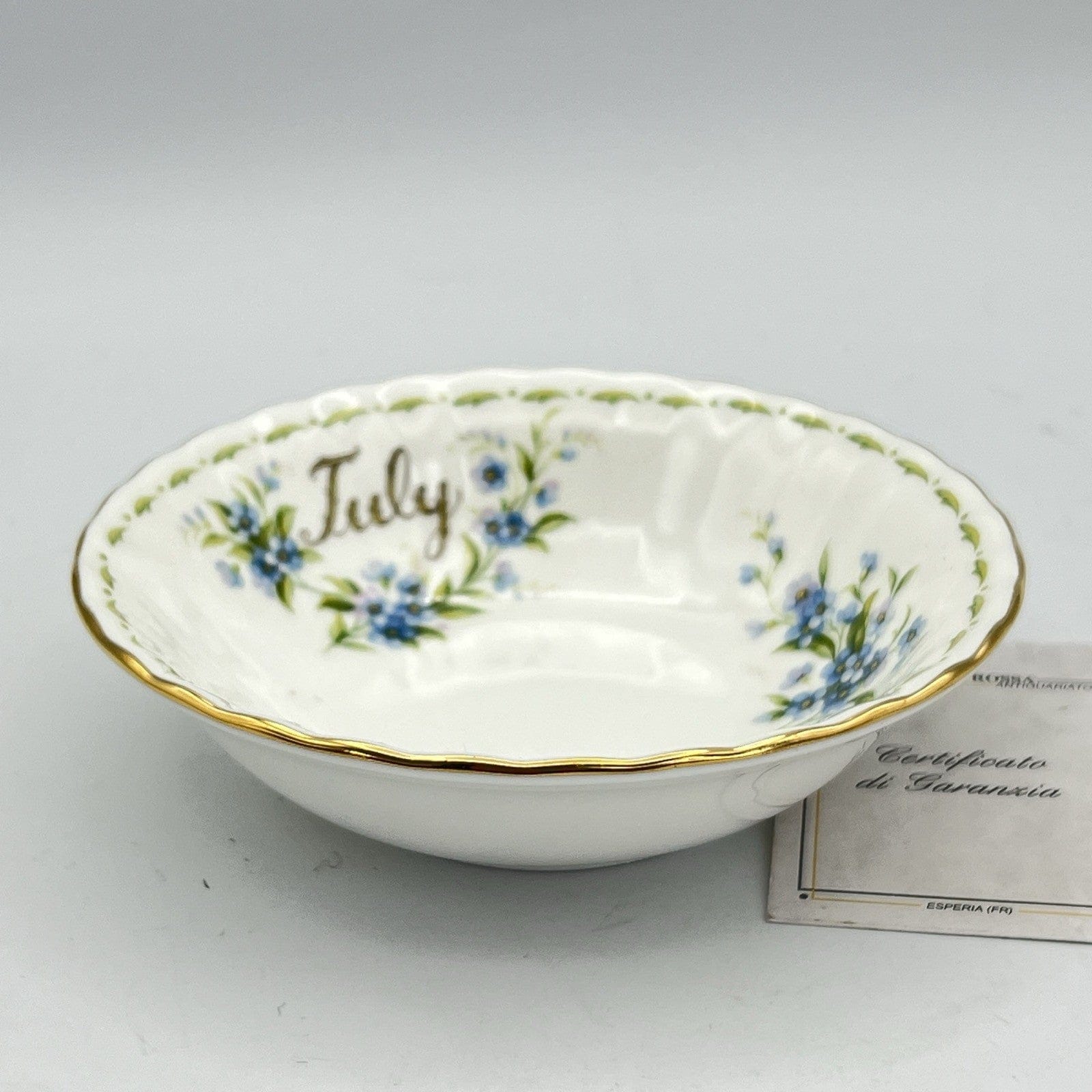 Ciotola ciotolina Coppetta in porcellana Royal Albert con mese LUGLIO 1970 900 Categoria  Centrotavola e Ciotole