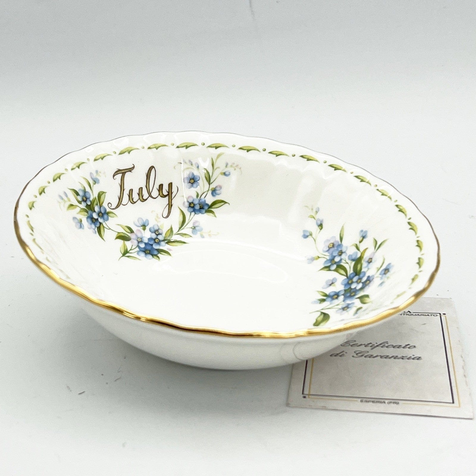 Ciotola ciotolina Coppetta in porcellana Royal Albert con mese LUGLIO 1970 900 Categoria  Centrotavola e Ciotole