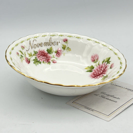 Ciotola ciotolina Coppetta in porcellana Royal Albert con mese NOVEMBRE 900 1970 Categoria  Centrotavola e Ciotole