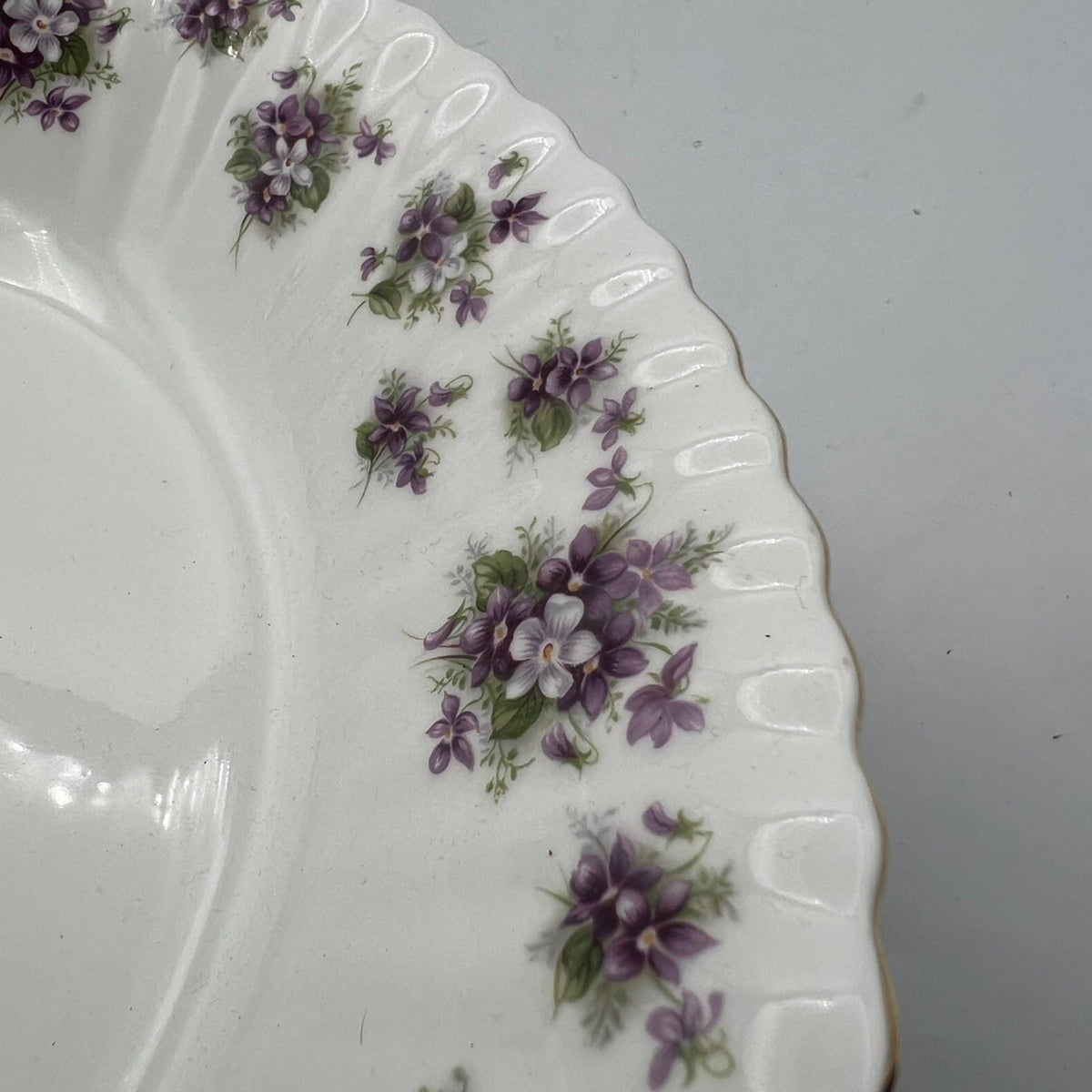 Ciotola Ovale da portata  in porcellana Royal Albert Sweet Violets Violette Categoria  Piatti Vassoio
