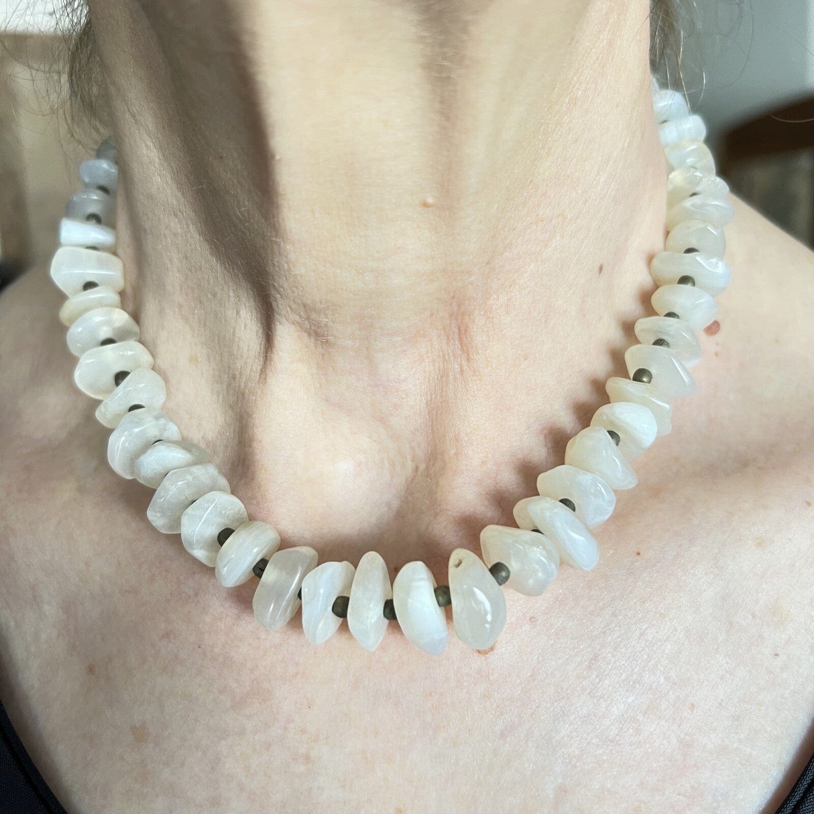 Collana da per donna in Pietre Quarzo bianco Girocollo Inglese Vintage anni '70 Categoria  Bigiotteria & Accessori