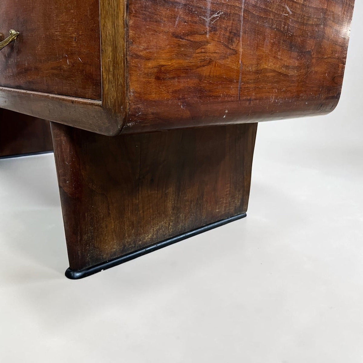 Como Cassettiera Madia Antica Stile Art Deco mobile di design in legno Noce Categoria  Comò & Cassettiere