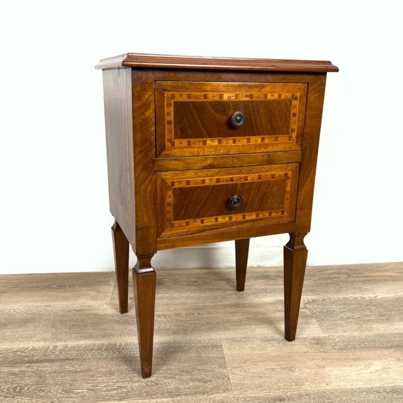 Comodino antico in legno mobiletto intarsiato tavolino stile Luigi XVI epoca 900 Categoria  Comodini