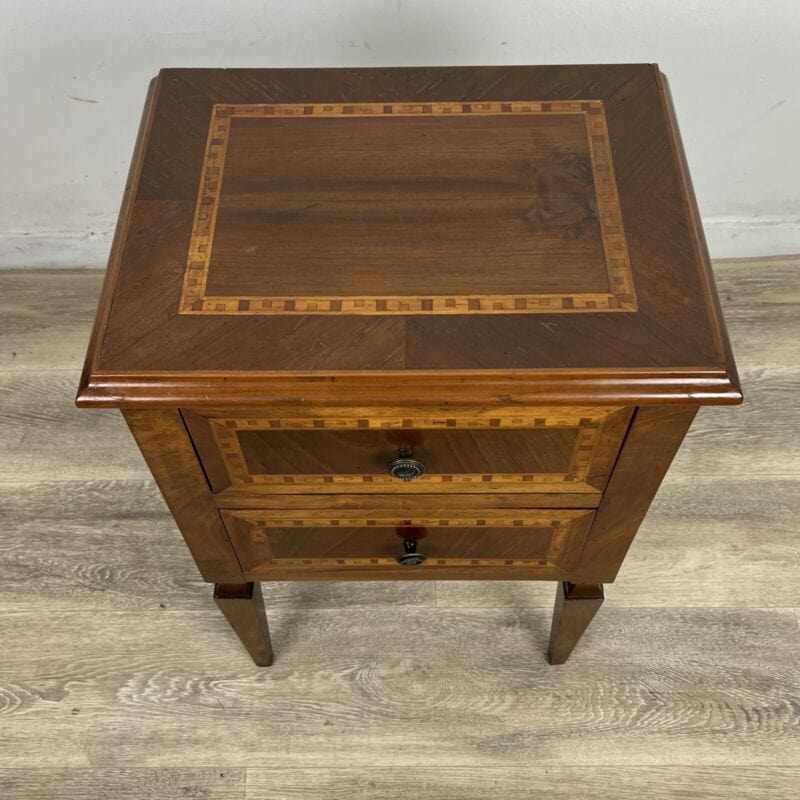 Comodino antico in legno mobiletto intarsiato tavolino stile Luigi XVI epoca 900 Categoria  Comodini