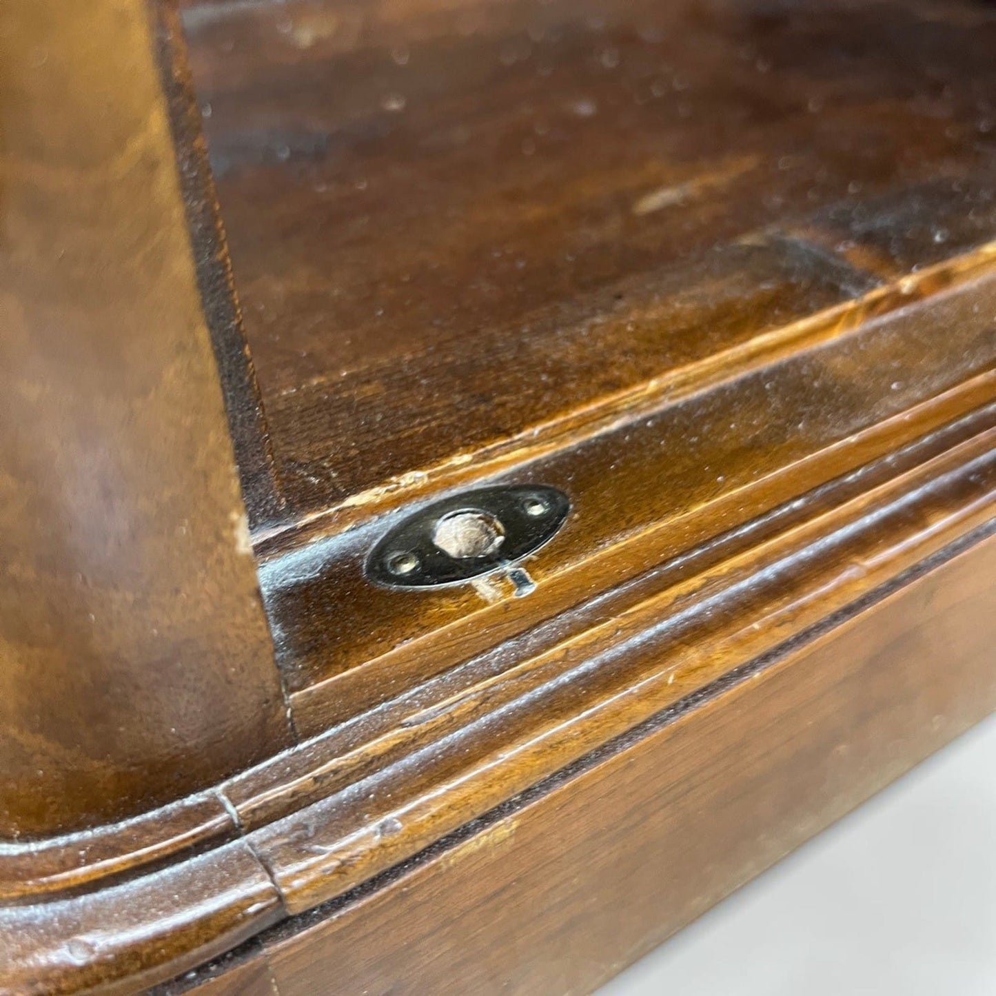 Comodino antico mobiletto Porta telefono in legno massello chiaro d'epoca 800 Categoria  Comodini