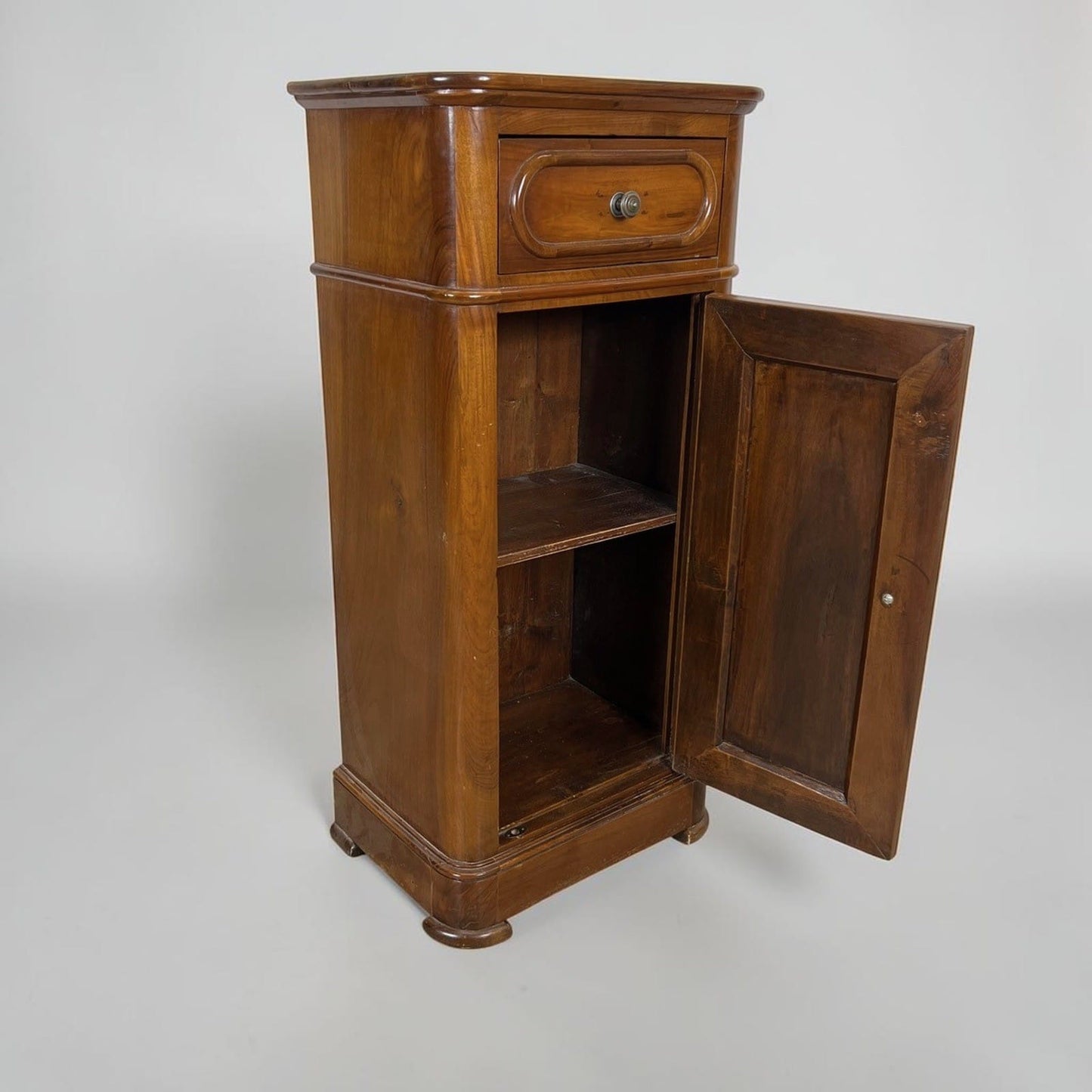 Comodino antico mobiletto Porta telefono in legno massello chiaro d'epoca 800 Categoria  Comodini