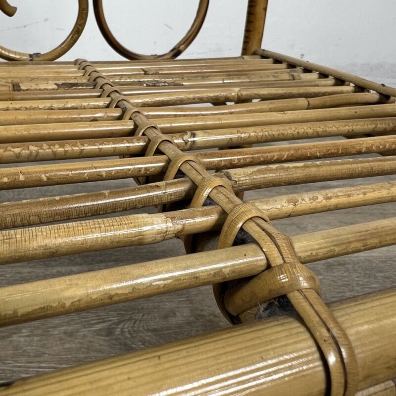 Comodino vintage di in bambu bamboo e vimini tavolino mobiletto anni 60 rattan Categoria  Arredamento