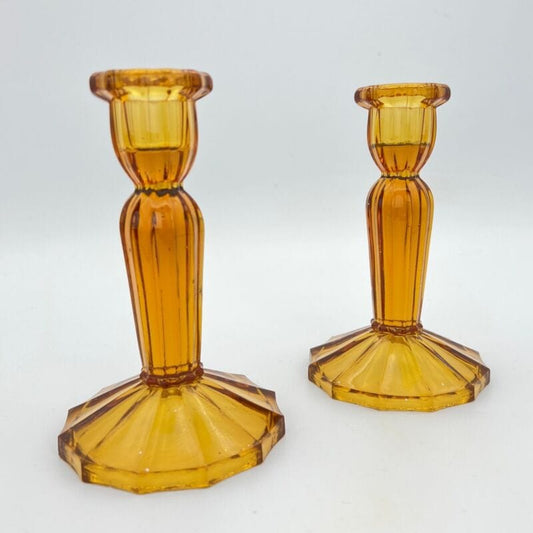 Coppia di Candelieri antichi in vetro molato Ambra Porta Candela Candelabro deco Categoria  Vetri e Cristalli