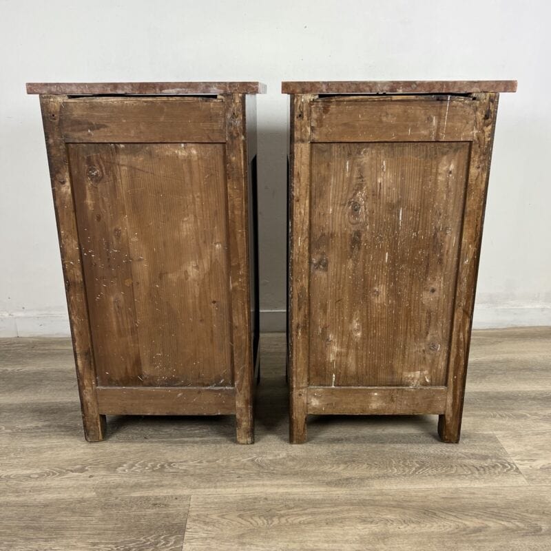 Coppia di Comodini Antichi in legno comodino arte povera vintage epoca 900 Categoria  Arredamento